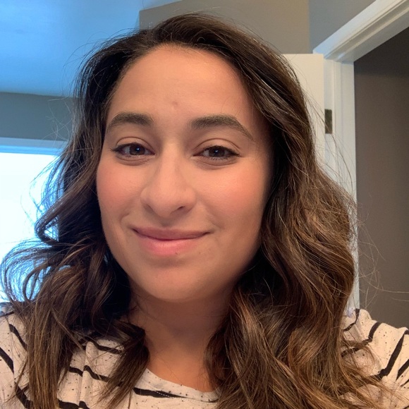 Meet your Posher, Ashley - Picture 1 of 1